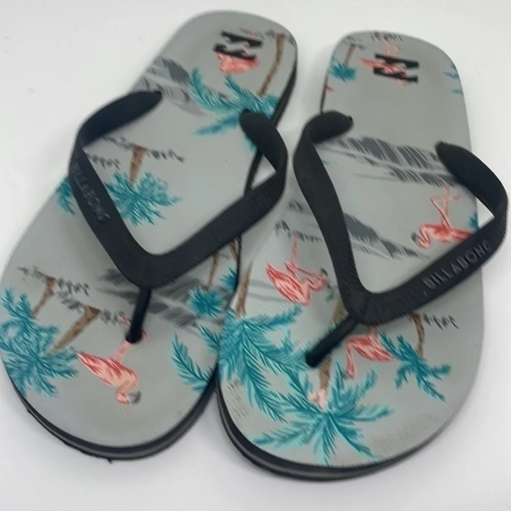 Billabong flip-flops Hawaiian themed size 10 men’s